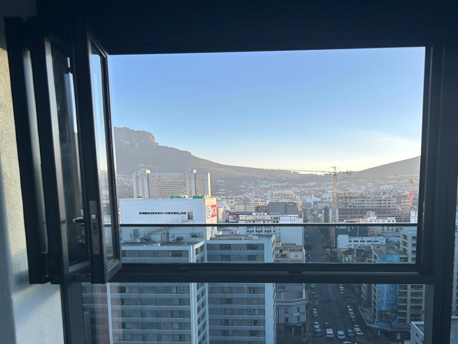 Outstanding 2101 The Rubik 1bedroom Corner Unit With Sensational Views And Free Parking Bay *