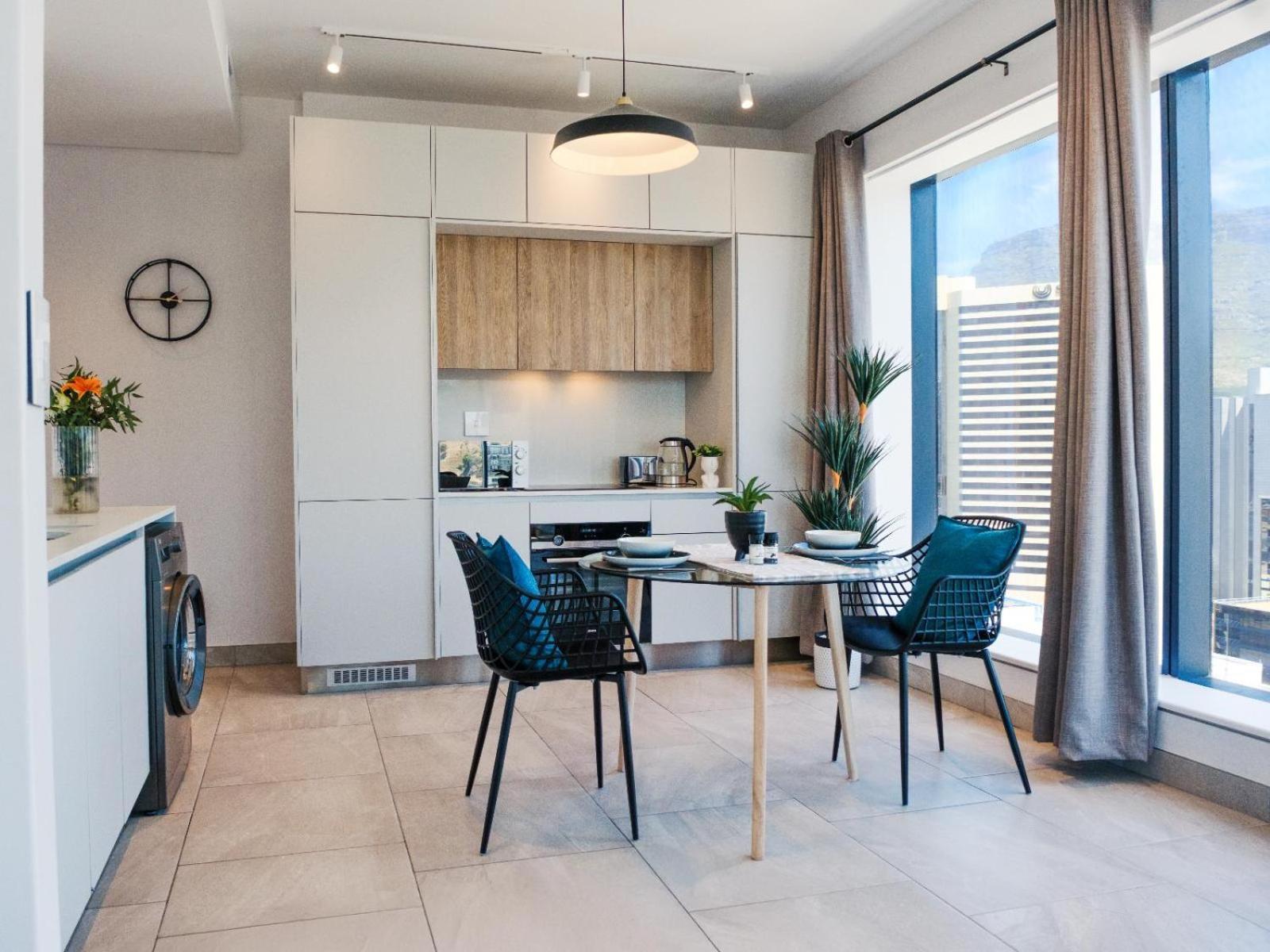 Outstanding 2101 The Rubik 1bedroom Corner Unit With Sensational Views And Free Parking Bay Cidade Do Cabo