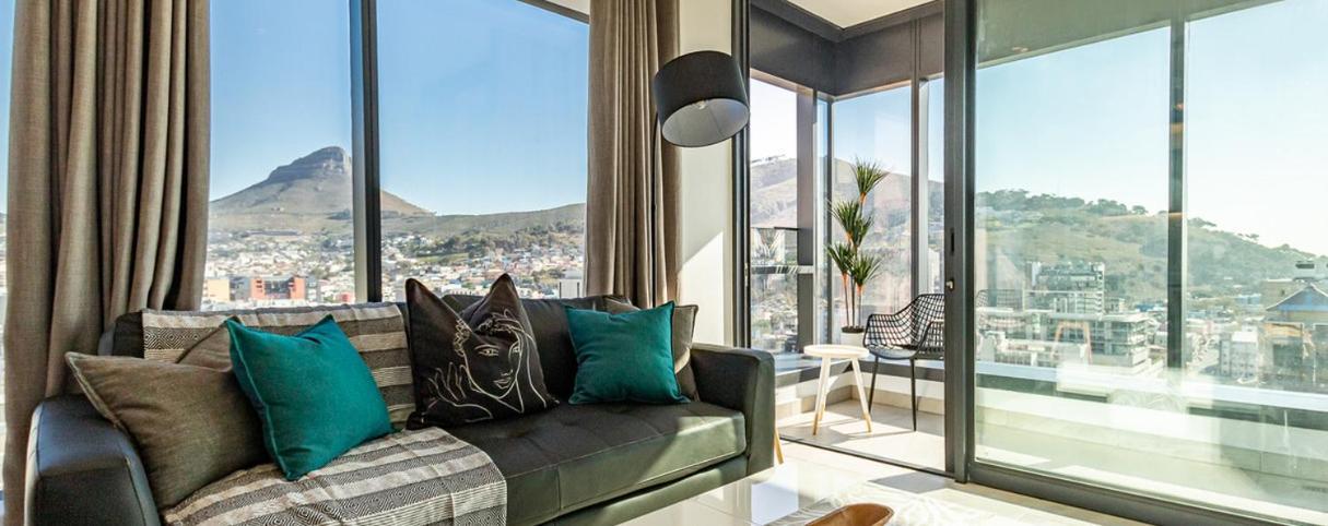 Apartment 2101 The Rubik With Sensational Views, Rooftop Pool And Parking *
